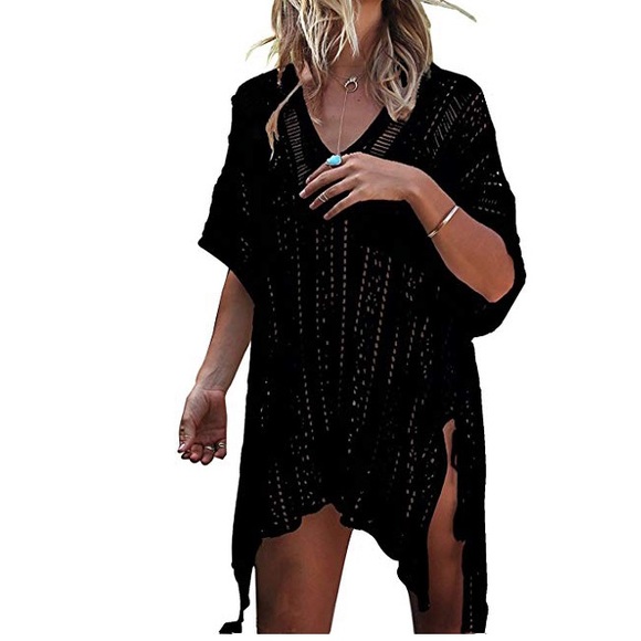 Beautiful woman cover up - Picture 2 of 8